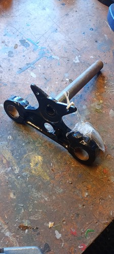 Ajs matchless bottom - ajs, yoke